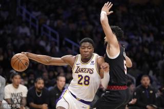 成千万欧元 成千万欧元